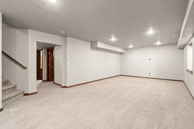 17709 E Daystar Rd, Greenacres, WA 99016