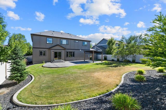 17709 E Daystar Rd, Greenacres, WA 99016