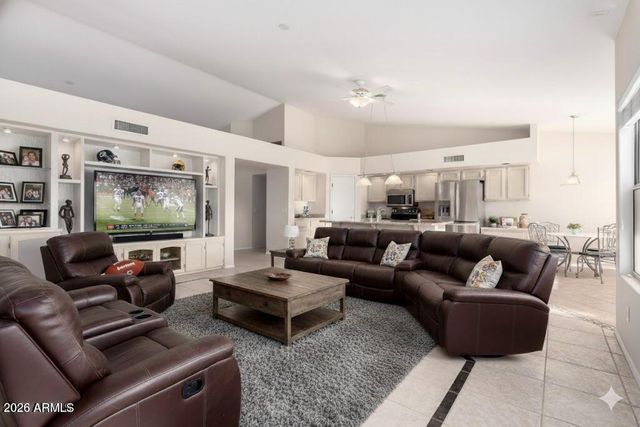 1470 S VILLAS Court, Chandler, AZ 85286