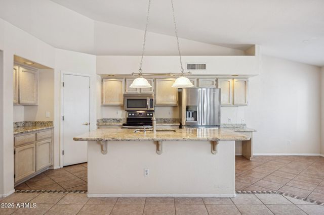 1470 S VILLAS Court, Chandler, AZ 85286