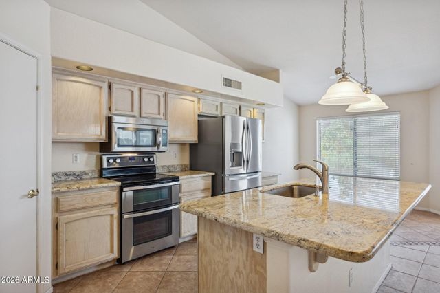 1470 S VILLAS Court, Chandler, AZ 85286