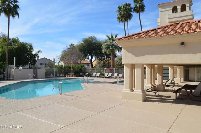 1470 S VILLAS Court, Chandler, AZ 85286