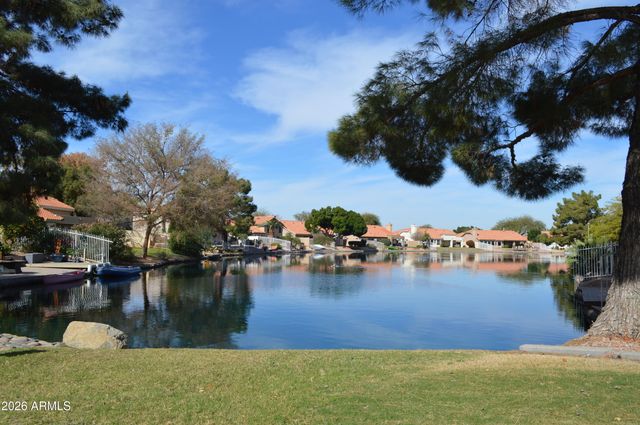 1470 S VILLAS Court, Chandler, AZ 85286