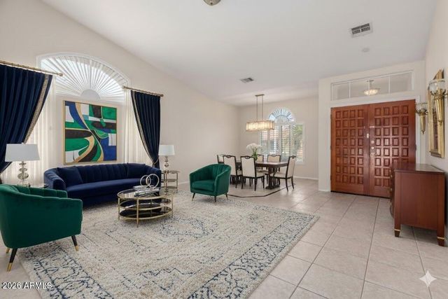 1470 S VILLAS Court, Chandler, AZ 85286