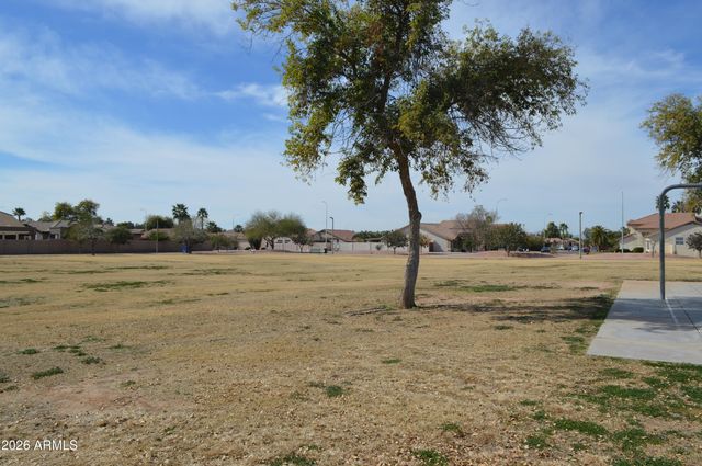 1470 S VILLAS Court, Chandler, AZ 85286