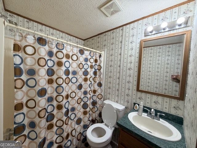 120 Possum Point Circle, Eatonton, GA 31024