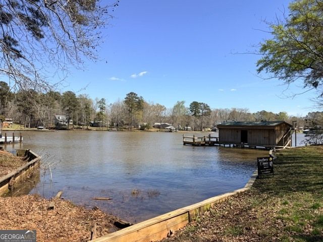 120 Possum Point Circle, Eatonton, GA 31024