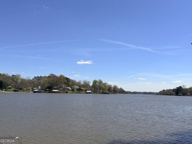 120 Possum Point Circle, Eatonton, GA 31024