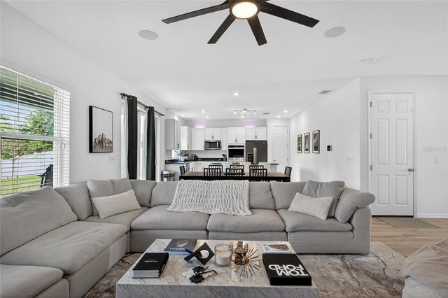 3996 REFLECTION DOCK DRIVE, Seffner, FL 33584