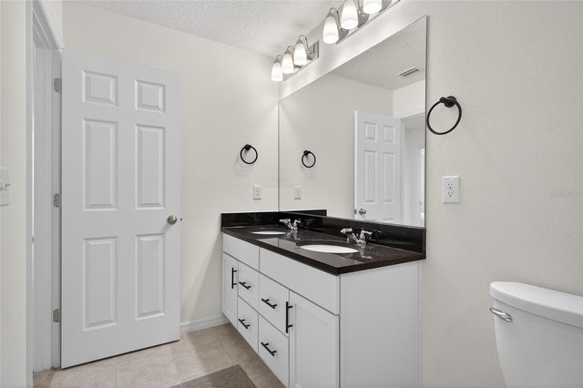 3996 REFLECTION DOCK DRIVE, Seffner, FL 33584