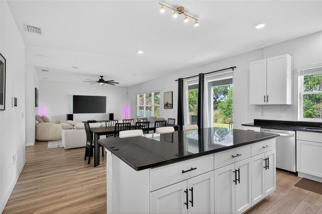 3996 REFLECTION DOCK DRIVE, Seffner, FL 33584