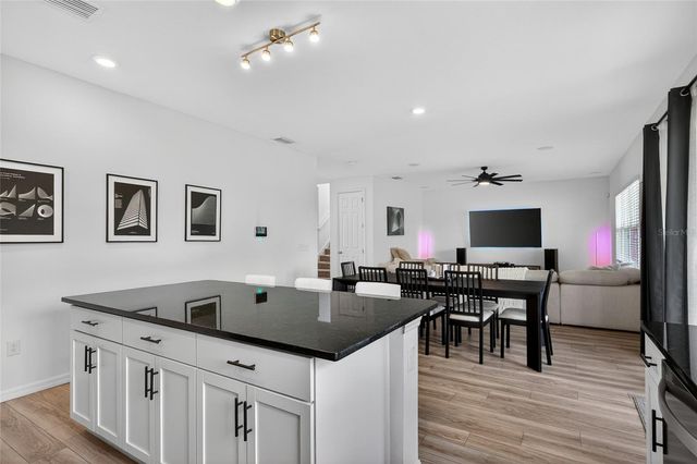 3996 REFLECTION DOCK DRIVE, Seffner, FL 33584