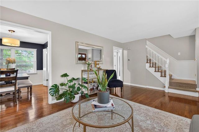 9802 Eby Street, Overland Park, KS 66212