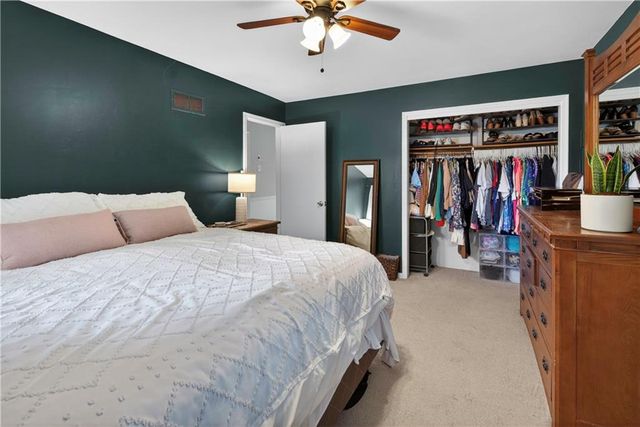 9802 Eby Street, Overland Park, KS 66212