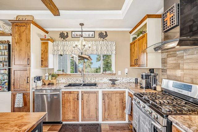 378 Aime Real Ranch Rd, Kerrville, TX 78028