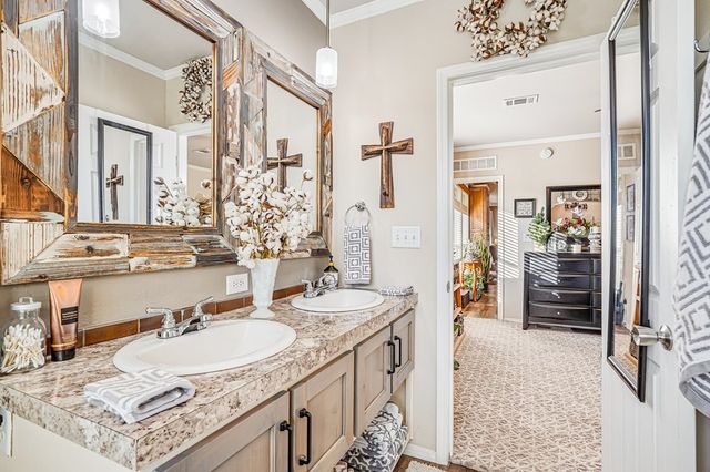378 Aime Real Ranch Rd, Kerrville, TX 78028
