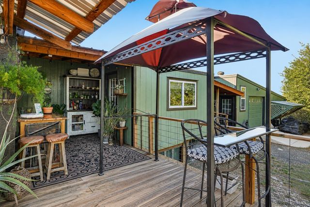 378 Aime Real Ranch Rd, Kerrville, TX 78028