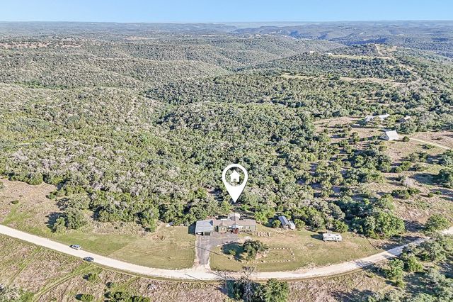 378 Aime Real Ranch Rd, Kerrville, TX 78028