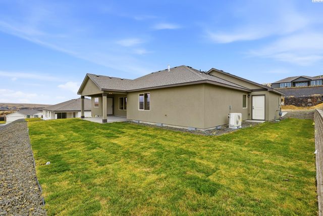 6593 W 29th Ct, Kennewick, WA 99338