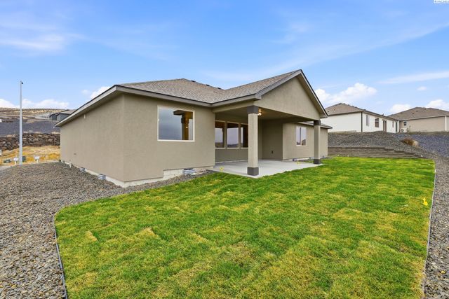 6593 W 29th Ct, Kennewick, WA 99338