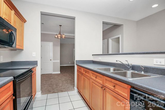 12547 Walden Lea Drive, Huntersville, NC 28078