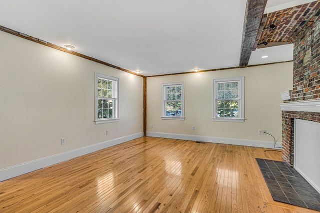 37 Water Street 37, Concord, MA 01742