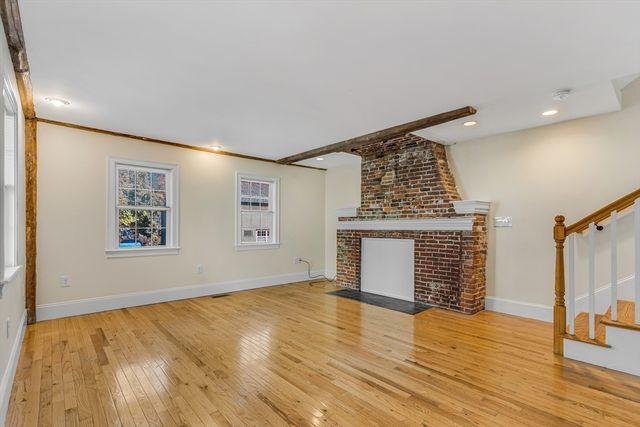 37 Water Street 37, Concord, MA 01742
