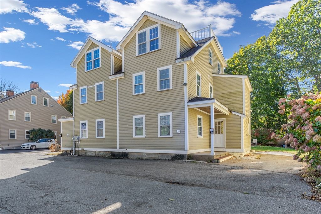 37 Water Street 37, Concord, MA 01742
