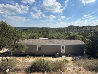 377 Buck Trl # 5, Canyon Lake, TX 78133