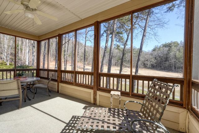 112 Glen Eagle Ct D202, Clayton, GA 30525