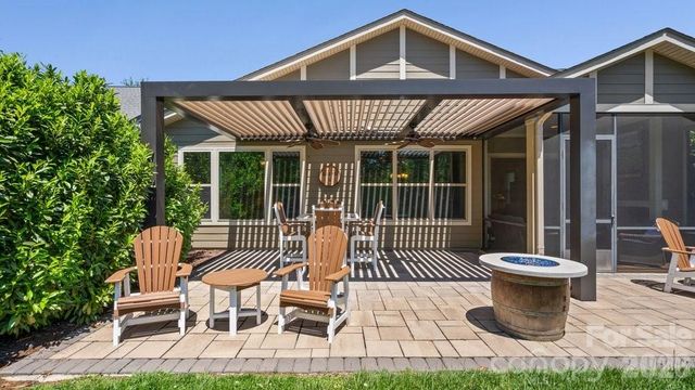 442 Granite Lake Court, Denver, NC 28037