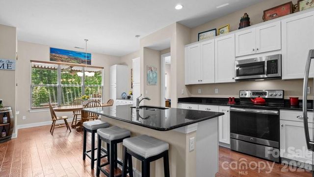 442 Granite Lake Court, Denver, NC 28037