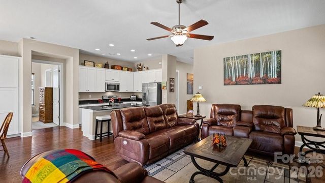 442 Granite Lake Court, Denver, NC 28037