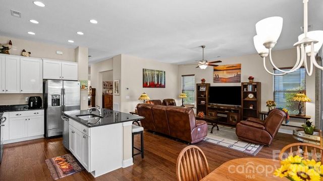 442 Granite Lake Court, Denver, NC 28037