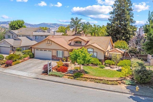350 Via Largo, Morgan Hill, CA 95037