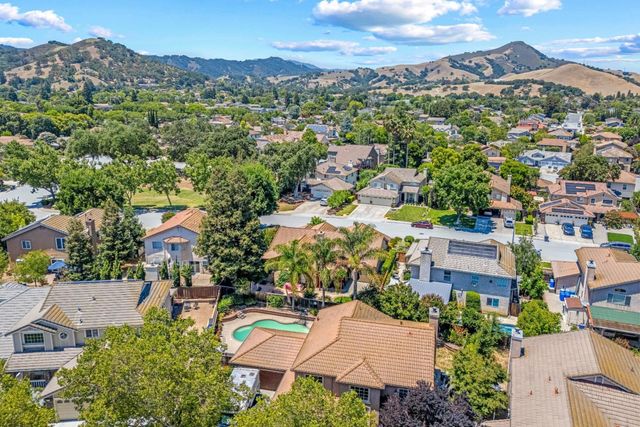 350 Via Largo, Morgan Hill, CA 95037