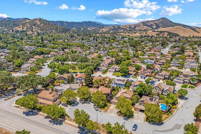 350 Via Largo, Morgan Hill, CA 95037