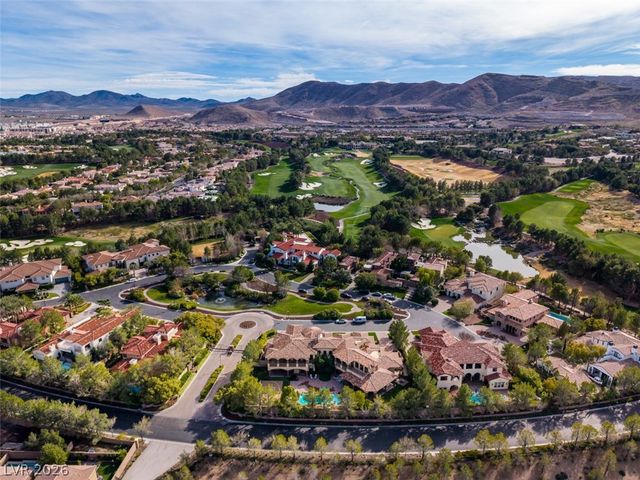 11 Quintessa Circle, Las Vegas, NV 89141