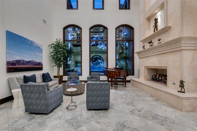 11 Quintessa Circle, Las Vegas, NV 89141