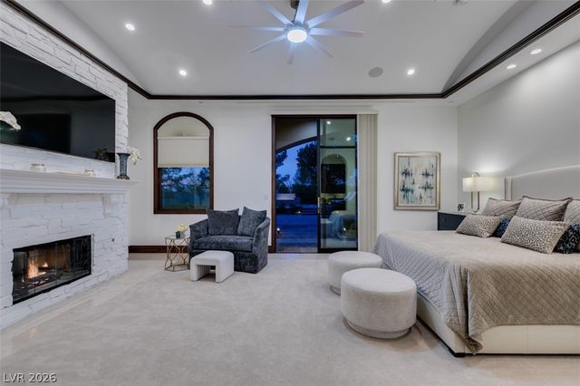 11 Quintessa Circle, Las Vegas, NV 89141