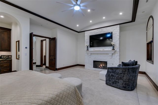 11 Quintessa Circle, Las Vegas, NV 89141