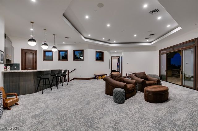 11 Quintessa Circle, Las Vegas, NV 89141