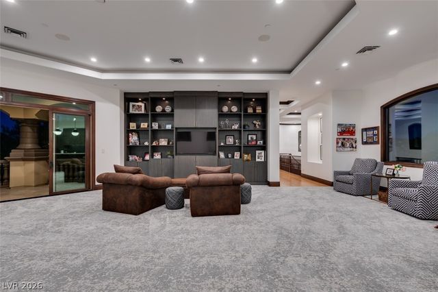 11 Quintessa Circle, Las Vegas, NV 89141