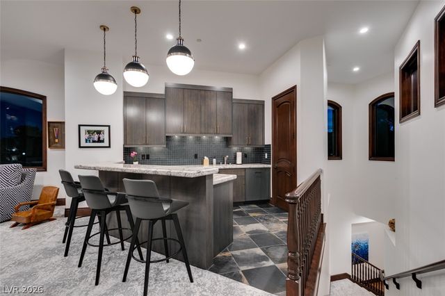 11 Quintessa Circle, Las Vegas, NV 89141