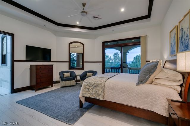 11 Quintessa Circle, Las Vegas, NV 89141