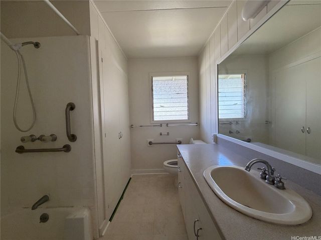 284 Kuliouou Road A, Honolulu, HI 96821