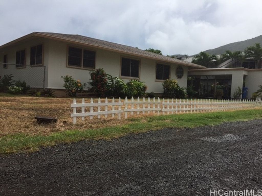 284 Kuliouou Road A, Honolulu, HI 96821