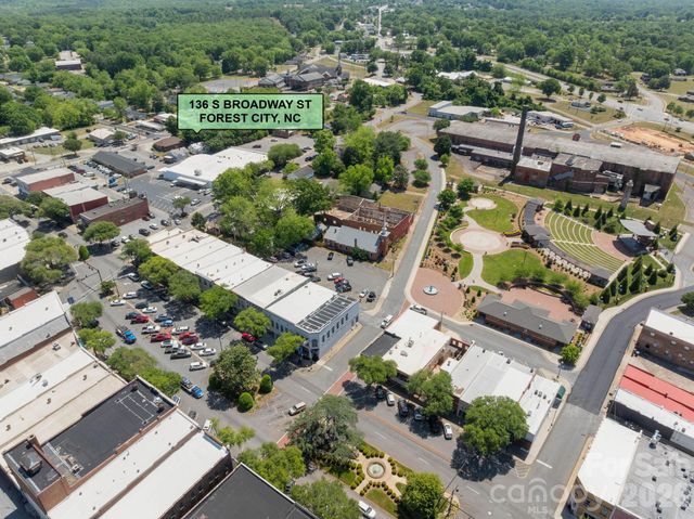 136 S Broadway Street, Forest City, NC 28043