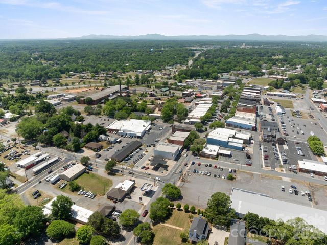 136 S Broadway Street, Forest City, NC 28043