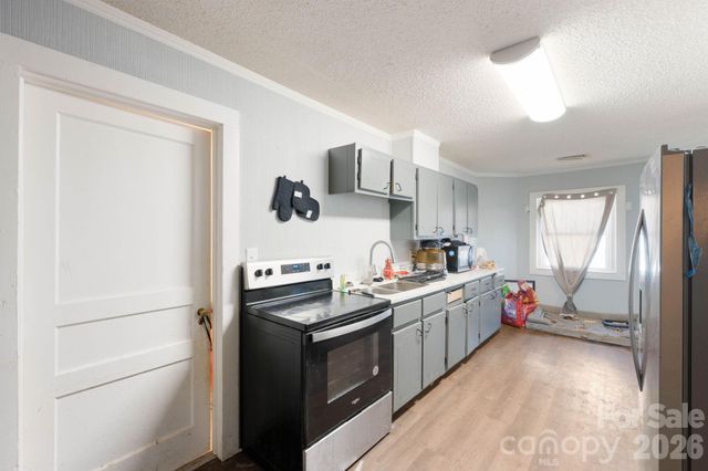 136 S Broadway Street, Forest City, NC 28043